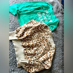 GAP kids 2 tops size S (6-7)